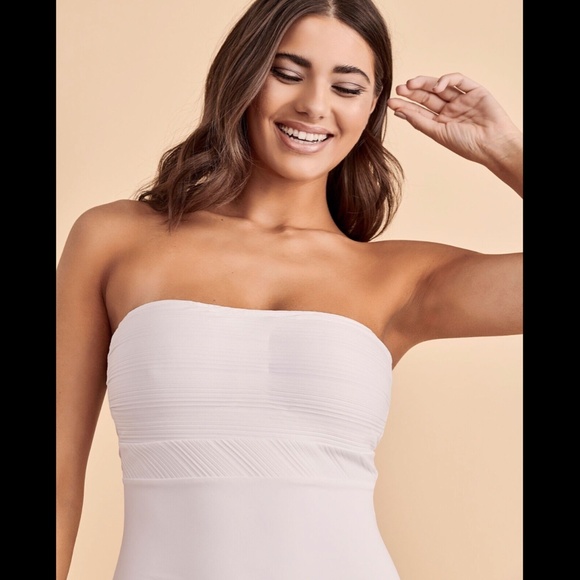 NEW La Blanca [ 0 ] Lets Duet Bandeau One Piece Swimsuit in‎ White - Picture 3 of 12